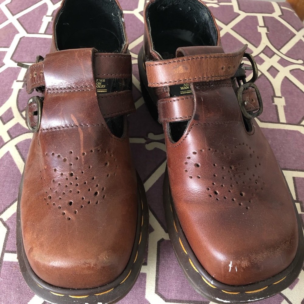 Dr. Martin Mary Jane, size 6